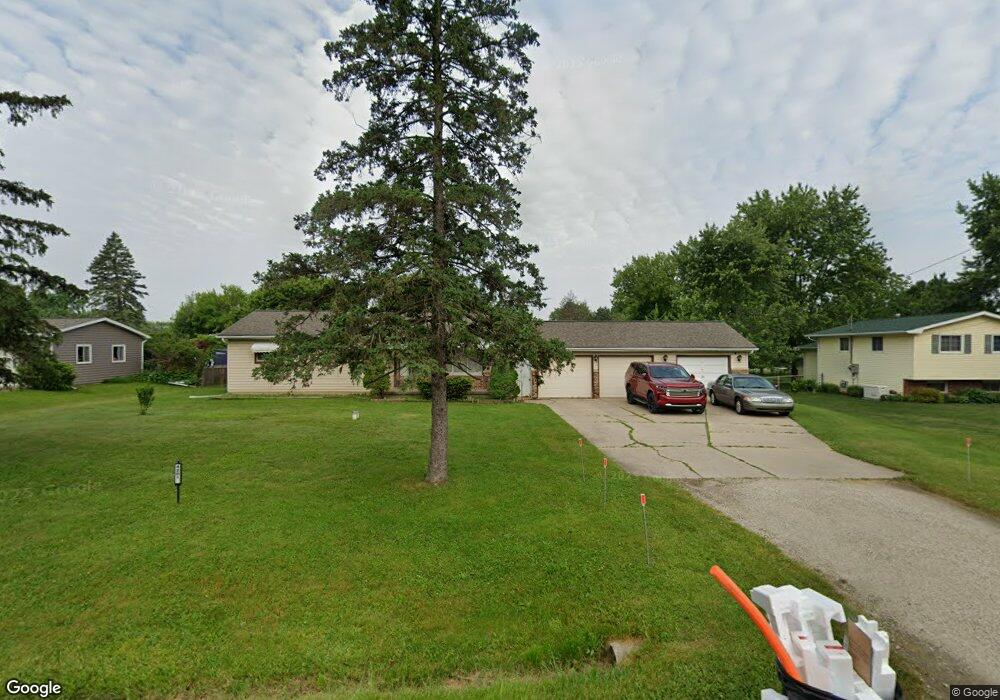 4201 Sandpiper Dr, Flint, MI 48506 - photo 1