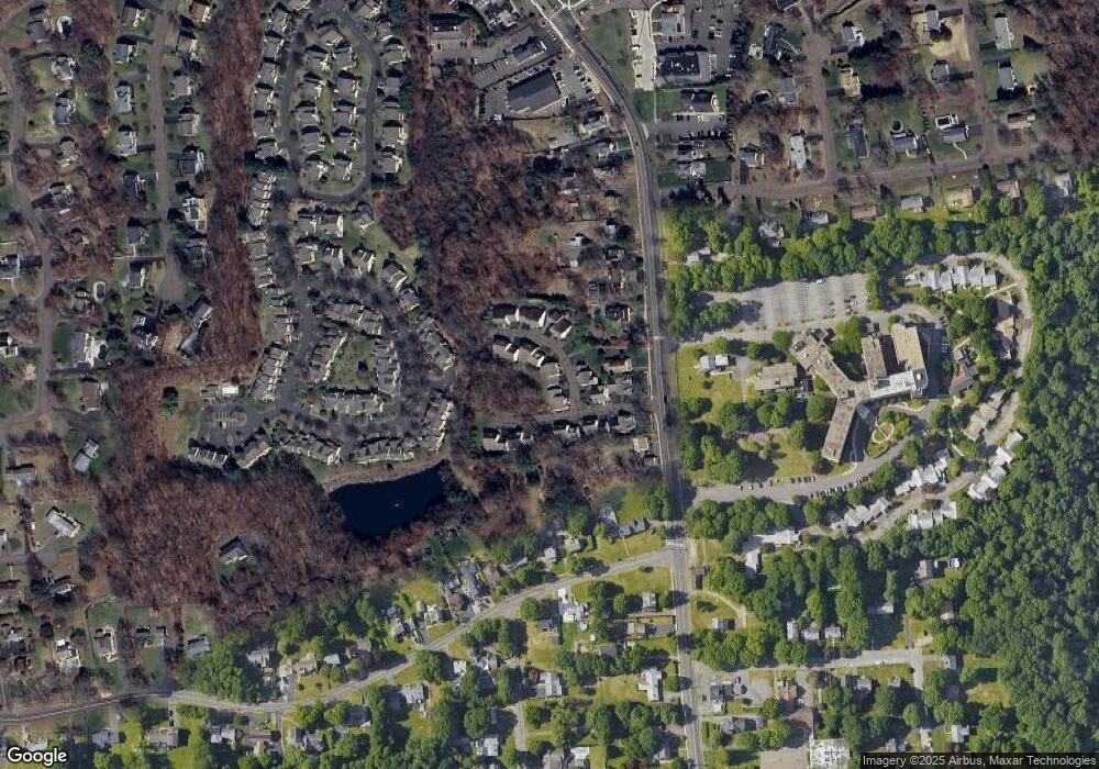 21 Sir Thomas Way, Trumbull, CT 06611 - photo 1