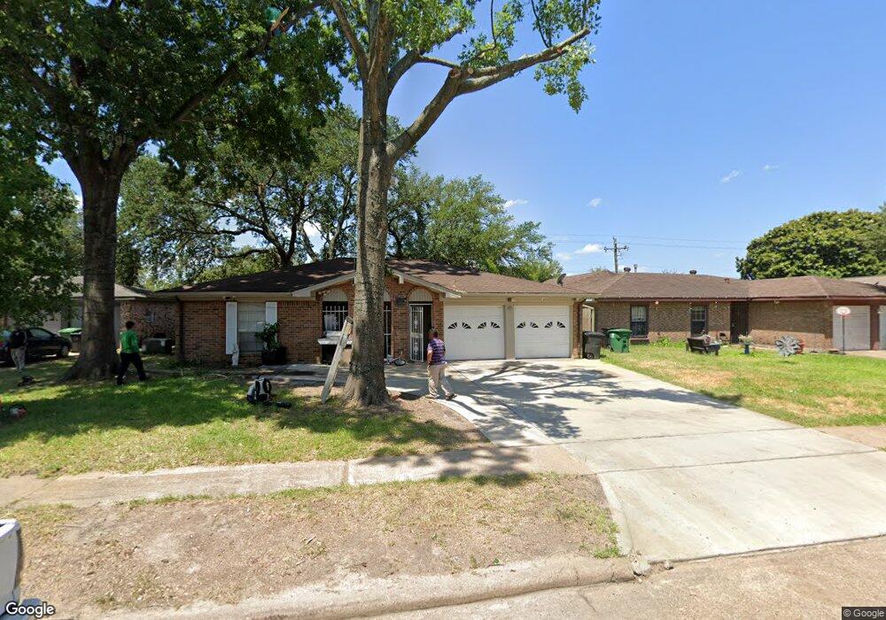 8919 Glen Shadow Dr, Houston, TX 77088 - photo 1