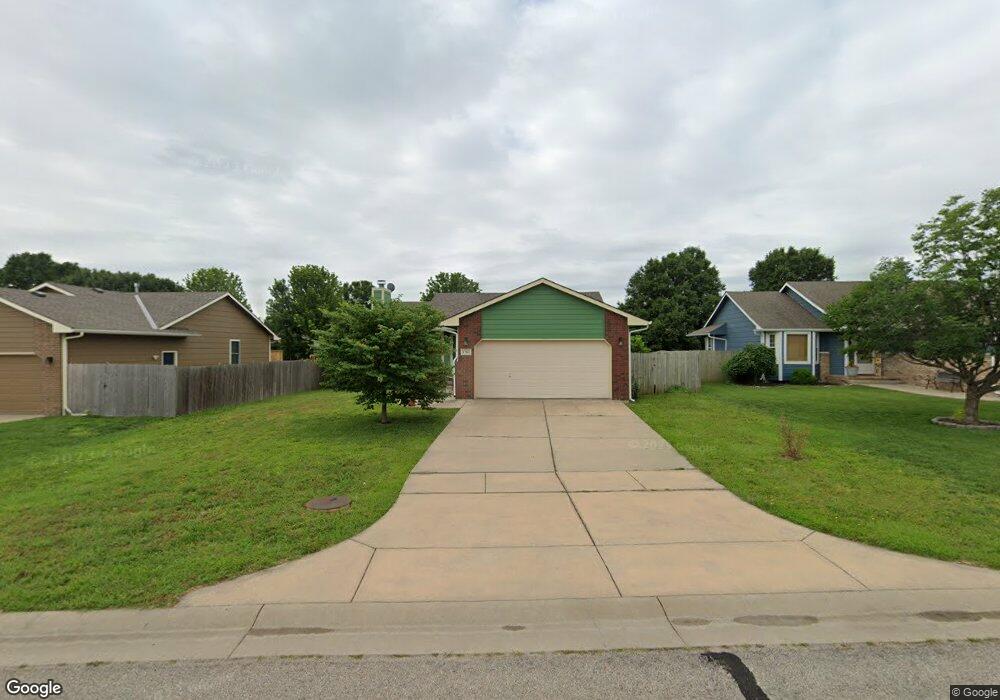 1761 N Myers Cir, Mulvane, KS 67110 - photo 1
