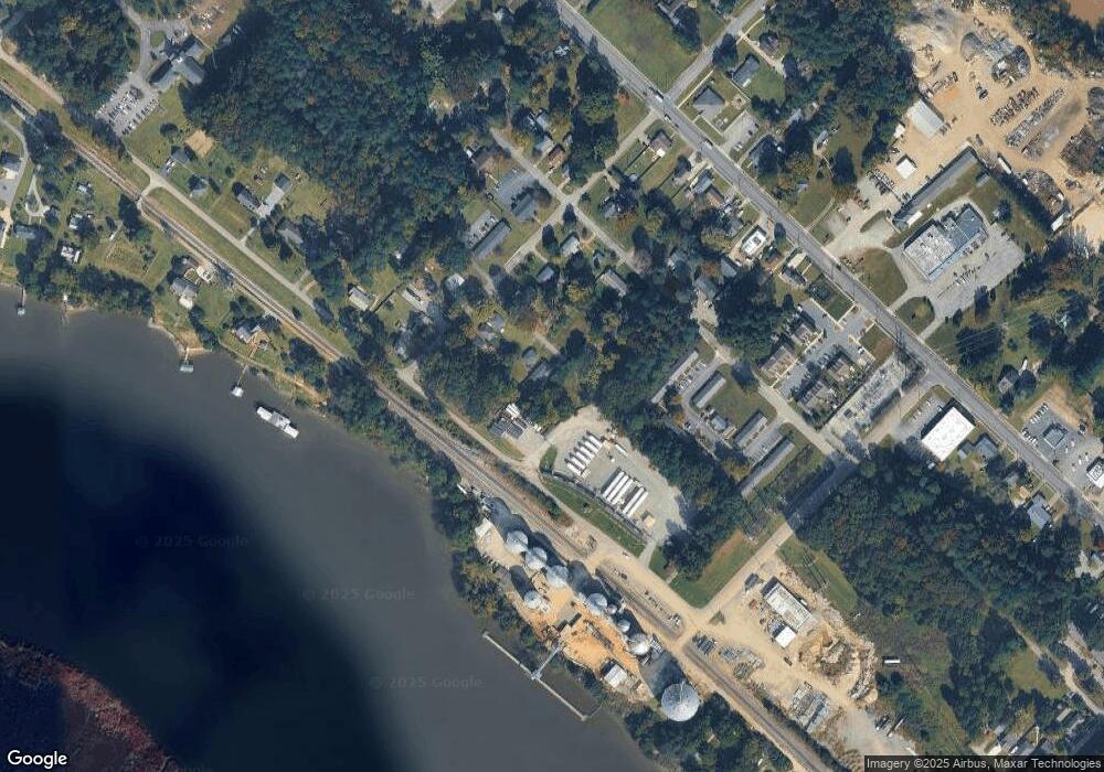 3310 Romancoke Ave, West Point, VA 23181 - photo 1