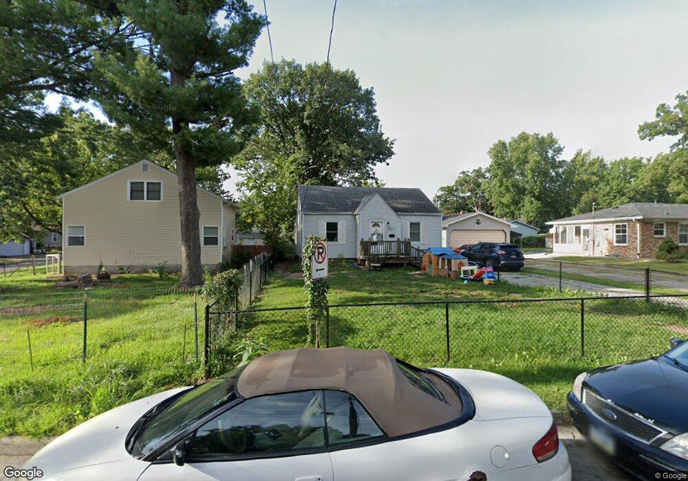 2612 Arnold Rd, Des Moines, IA 50310 - photo 1