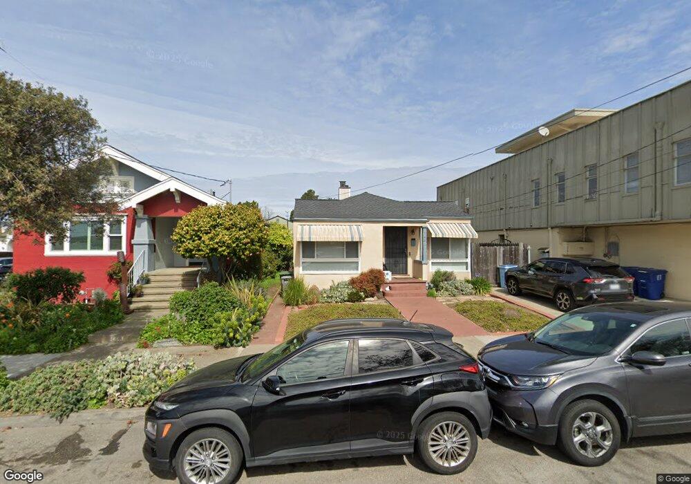 1445 Russell St, Berkeley, CA 94702 - photo 1