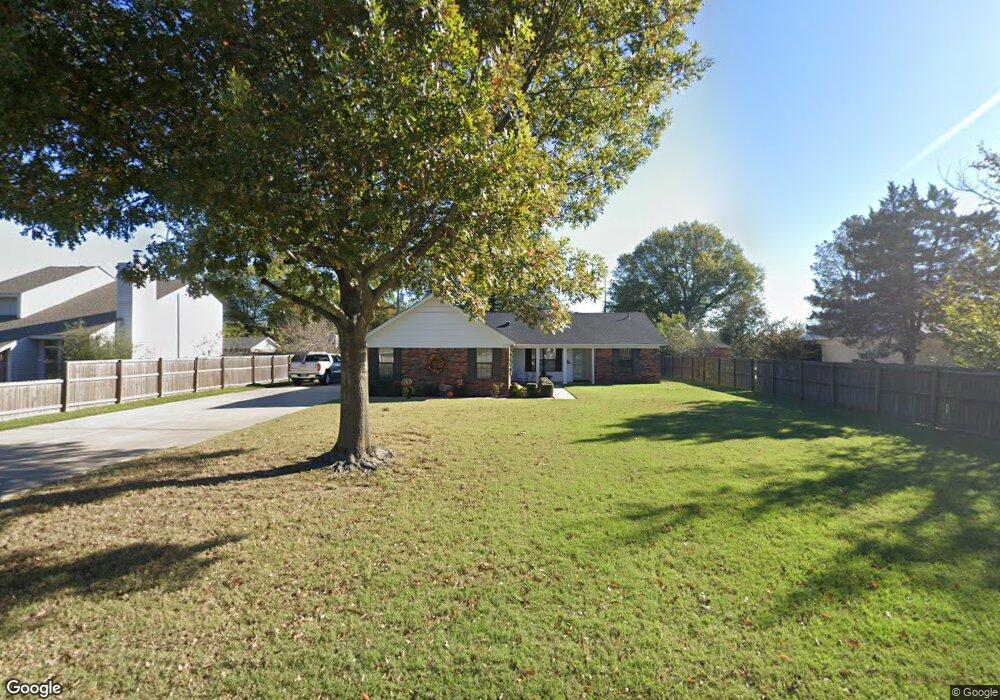 1909 S Cherry St, Stuttgart, AR 72160 - photo 1