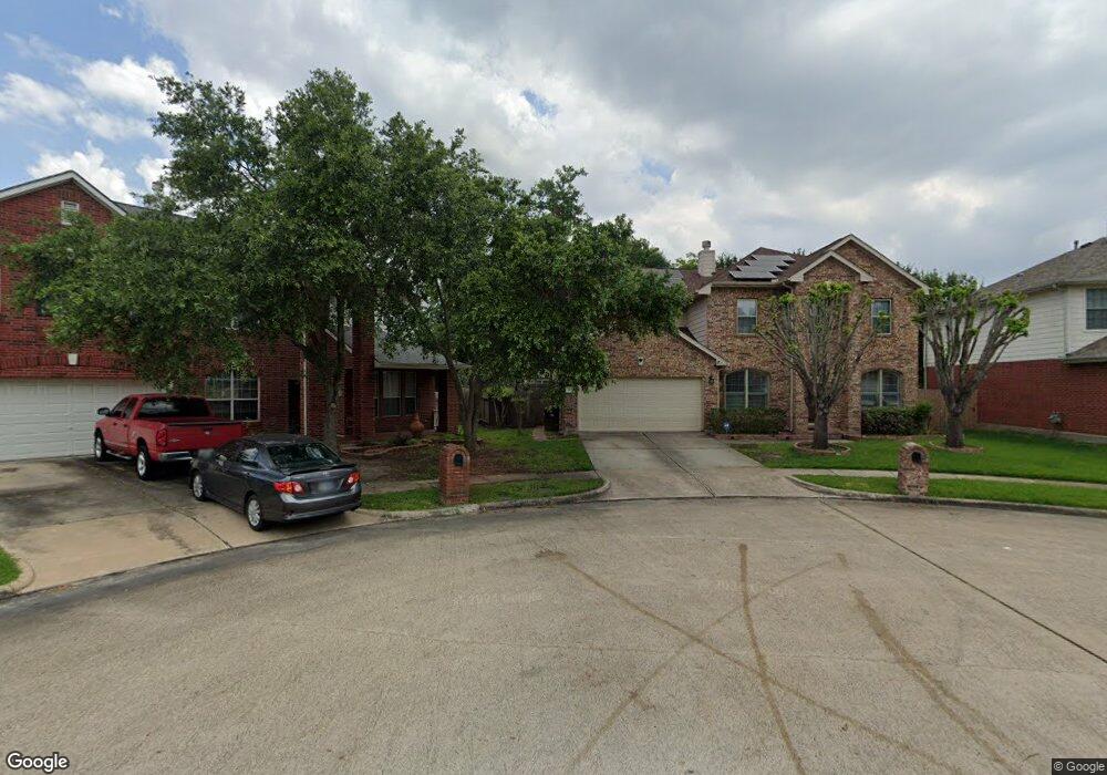 3830 Saxon Hollow Ct, Friendswood, TX 77546 - photo 1