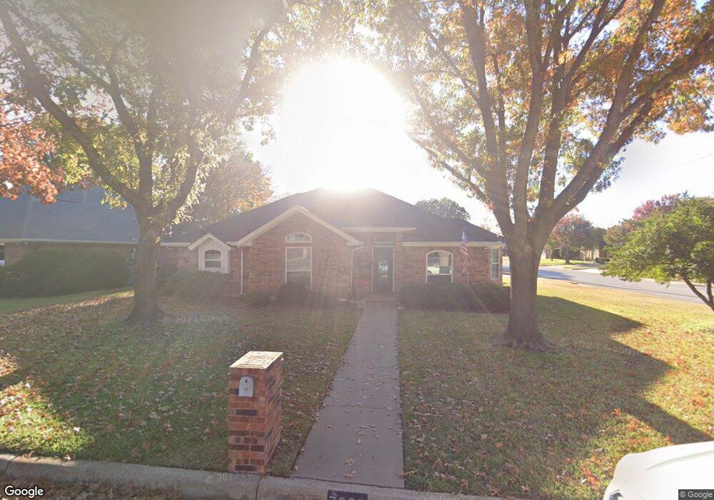 7029 Leaning Oak Dr, North Richland Hills, TX 76182 - photo 1