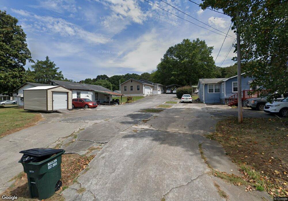 528 Baxter Rd SE, Calhoun, GA 30701 - photo 1