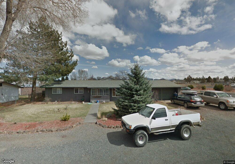 2670 SW 30th St, Redmond, OR 97756 - photo 1