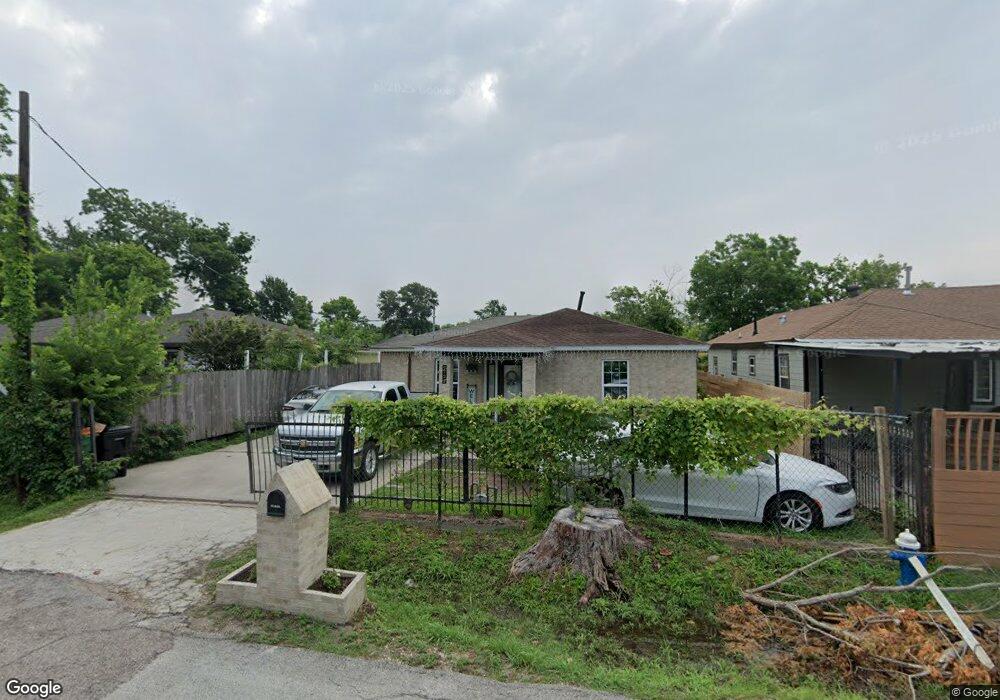 9722 Edgeworth St, Houston, TX 77093 - photo 1