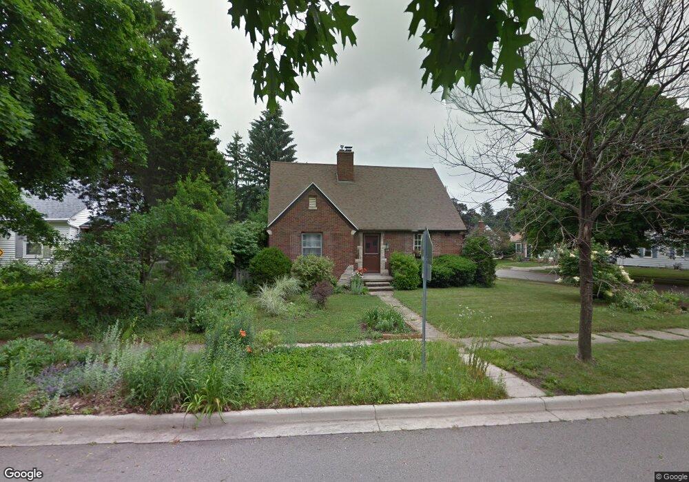 1321 Pershing Dr, Lansing, MI 48910 - photo 1