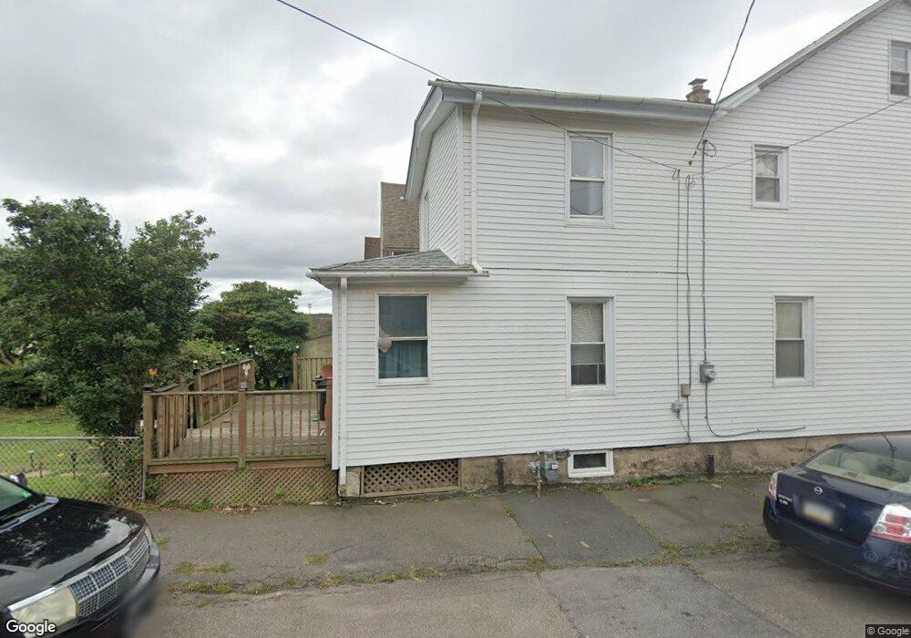 624 Carson St, Hazleton, PA 18201 - photo 1