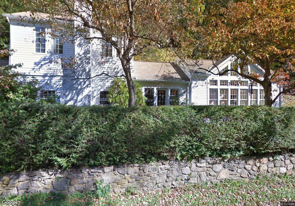 19 Holiday Point Rd, Sherman, CT 06784 - photo 1