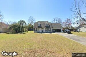 59 Ard Rd, Ray City, GA 31645
