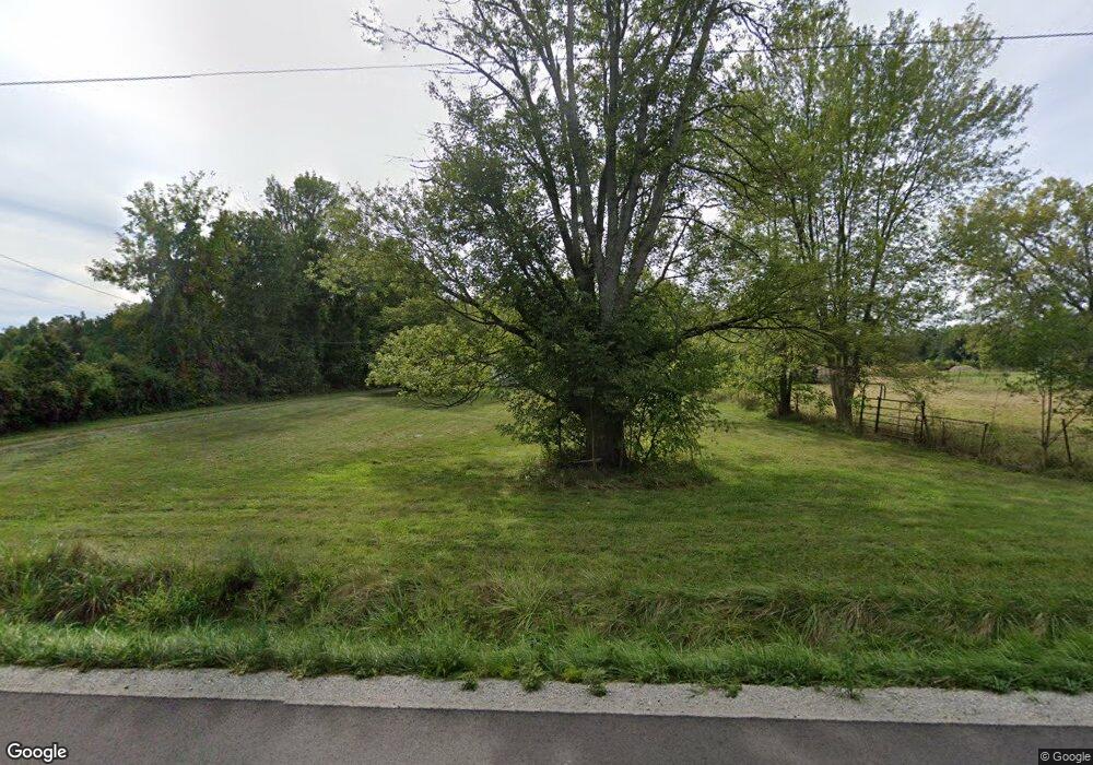 8312 S 400 W, Columbus, IN 47201 - photo 1