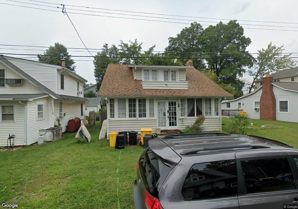 952 Cedar Grove Ave, Edgewater, MD 21037 - photo 1