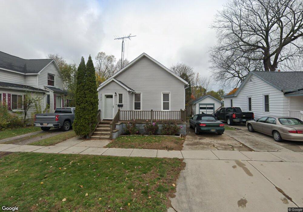 723 Minnie St, Port Huron, MI 48060 - photo 1