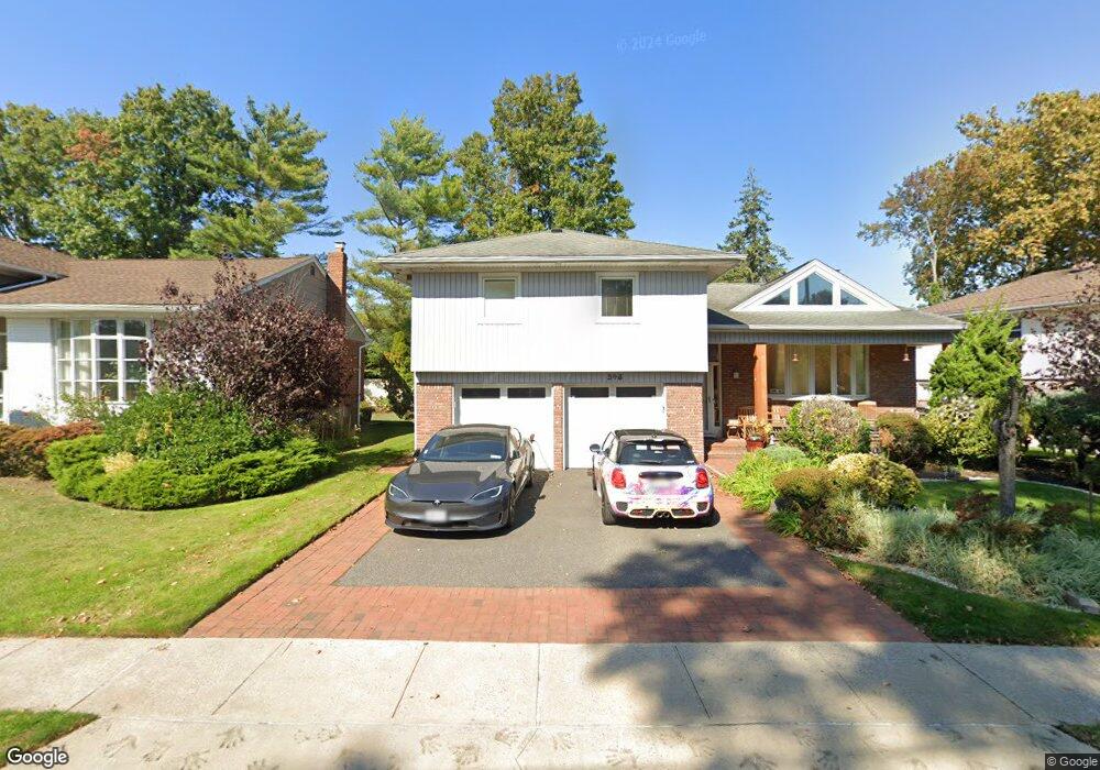 348 Hungry Harbor Rd, Valley Stream, NY 11581 - photo 1