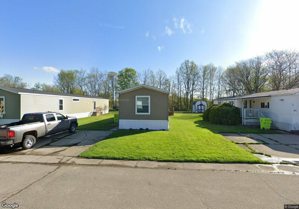 169 Loyalist Ln, Flint, MI 48507 - photo 1