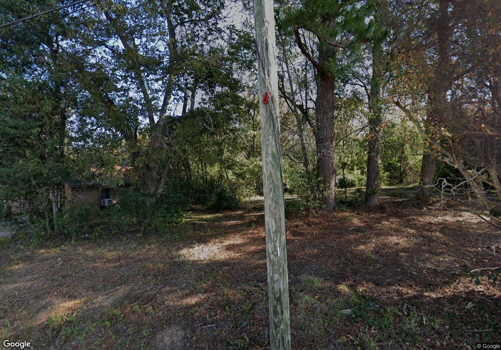 1121 N 16th Ave, Laurel, MS 39440 - photo 1