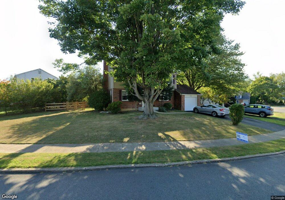 4618 Sir Galahad Dr, Brookhaven, PA 19015 - photo 1