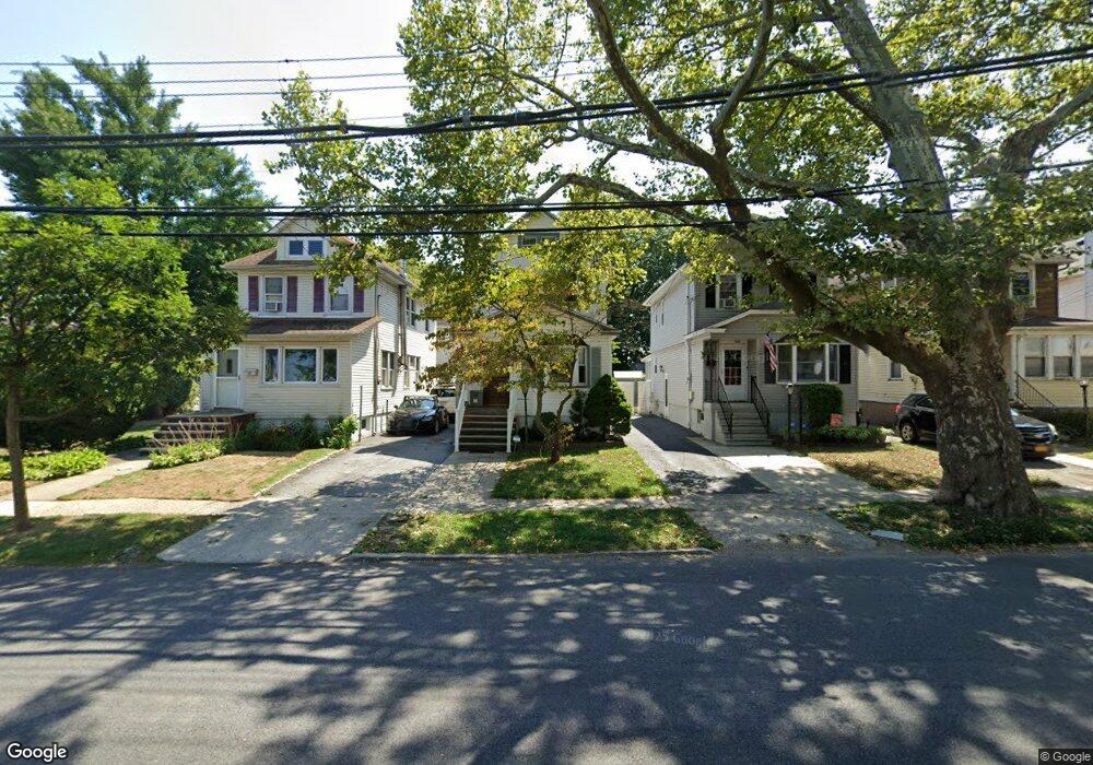 454 Watchogue Rd, Staten Island, NY 10314 - photo 1