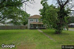 622 Illinois St, Oswego, KS 67356