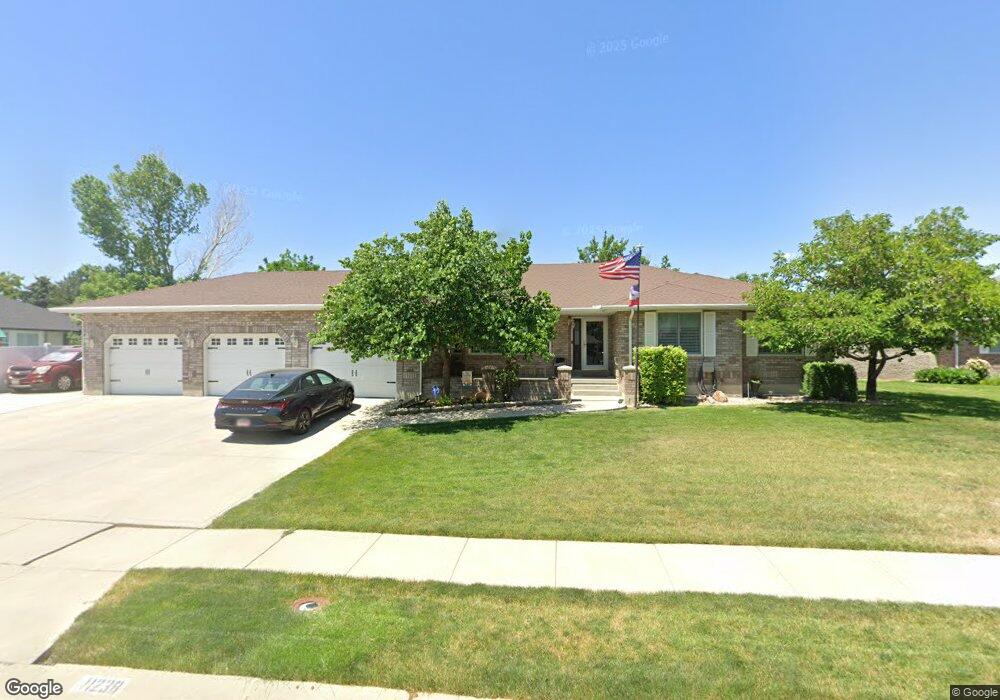 11238 S 2515 W, South Jordan, UT 84095 - photo 1