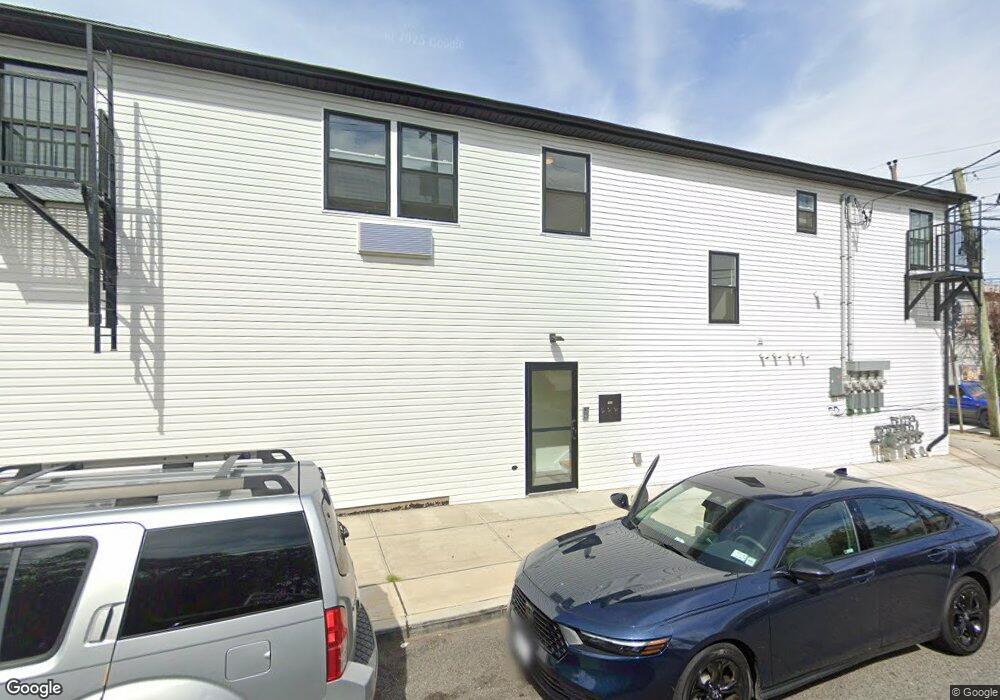 520 Bayway Ave unit 2A, Elizabeth, NJ 07202 - photo 1