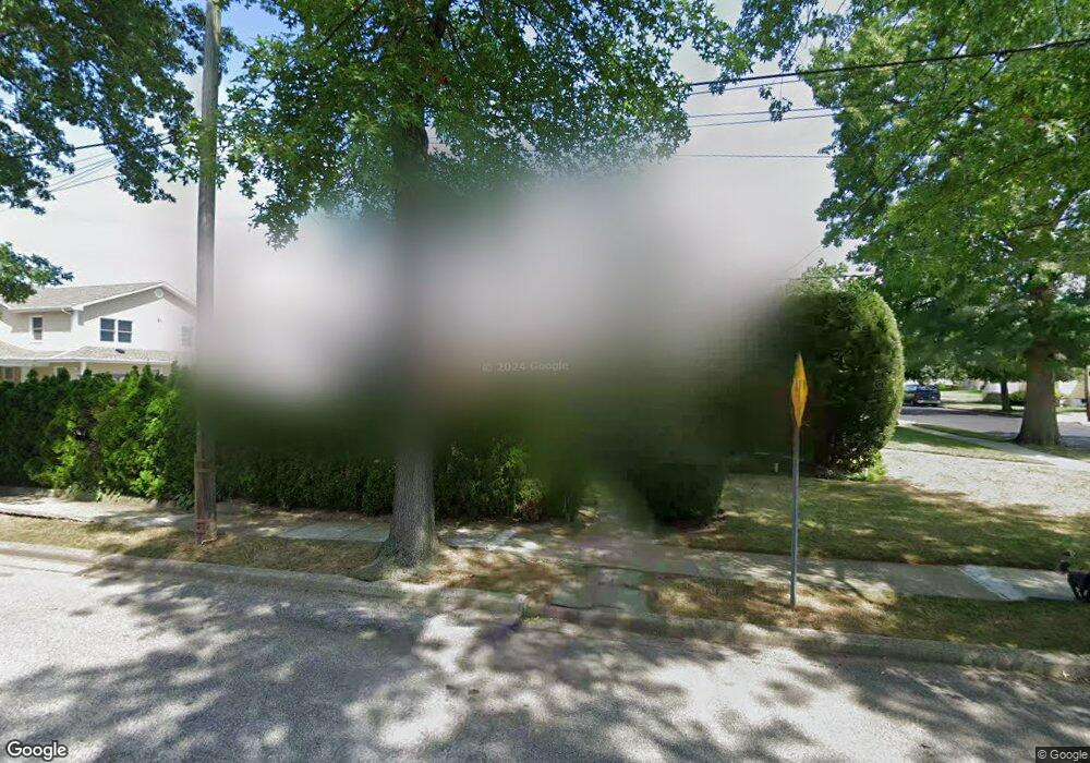 137 Goldenrod Ave, Franklin Square, NY 11010 - photo 1