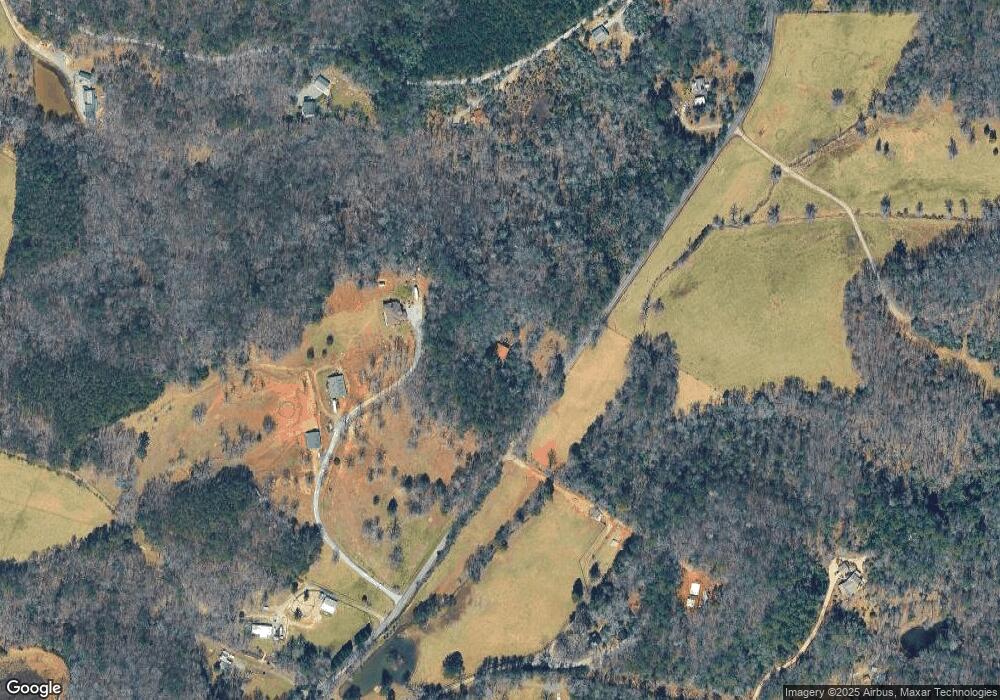 5506 Doublehead Gap Rd, Blue Ridge, GA 30513 - photo 1