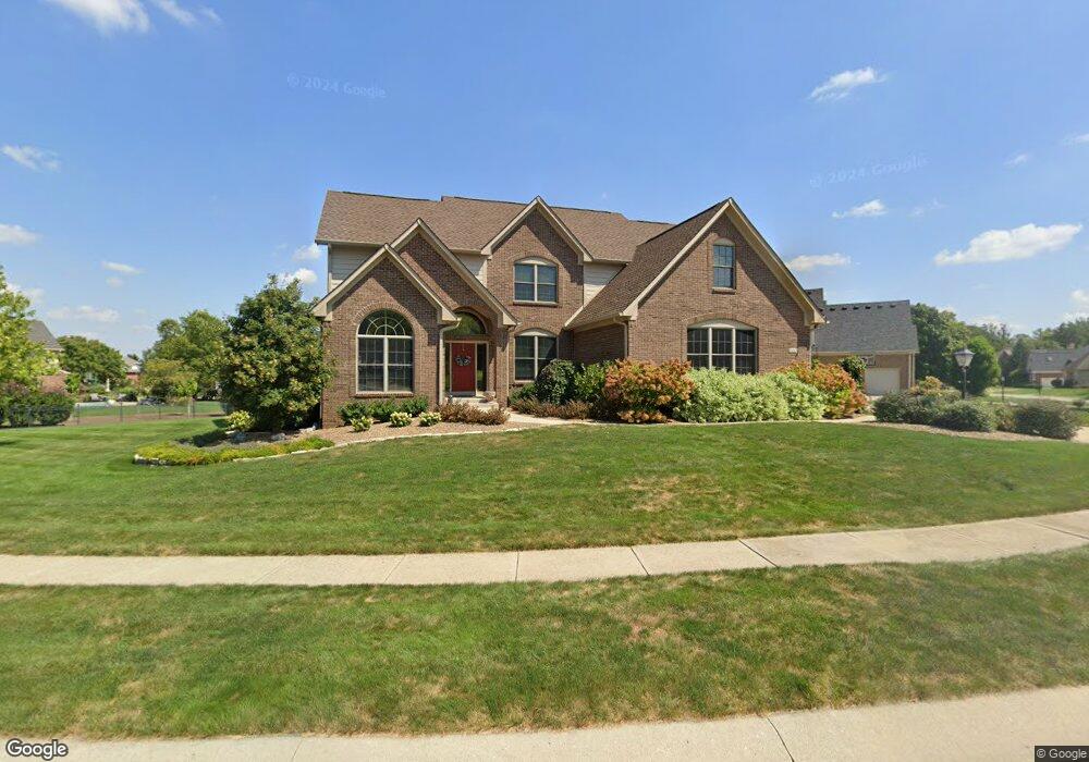 10411 Tremont Dr, Fishers, IN 46037 - photo 1