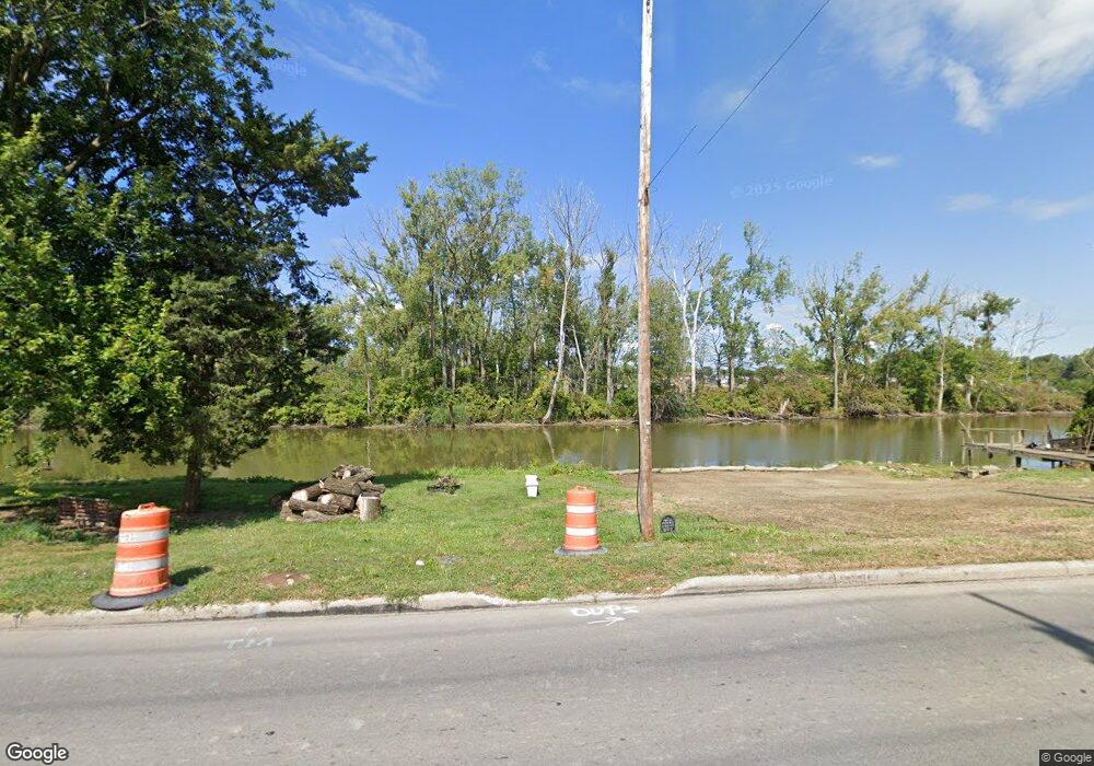 2354 Ottawa River Rd, Toledo, OH 43611 - photo 1