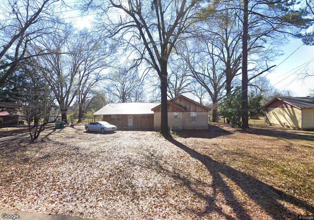 2205 Phillips Ln, Texarkana, TX 75501 - photo 1