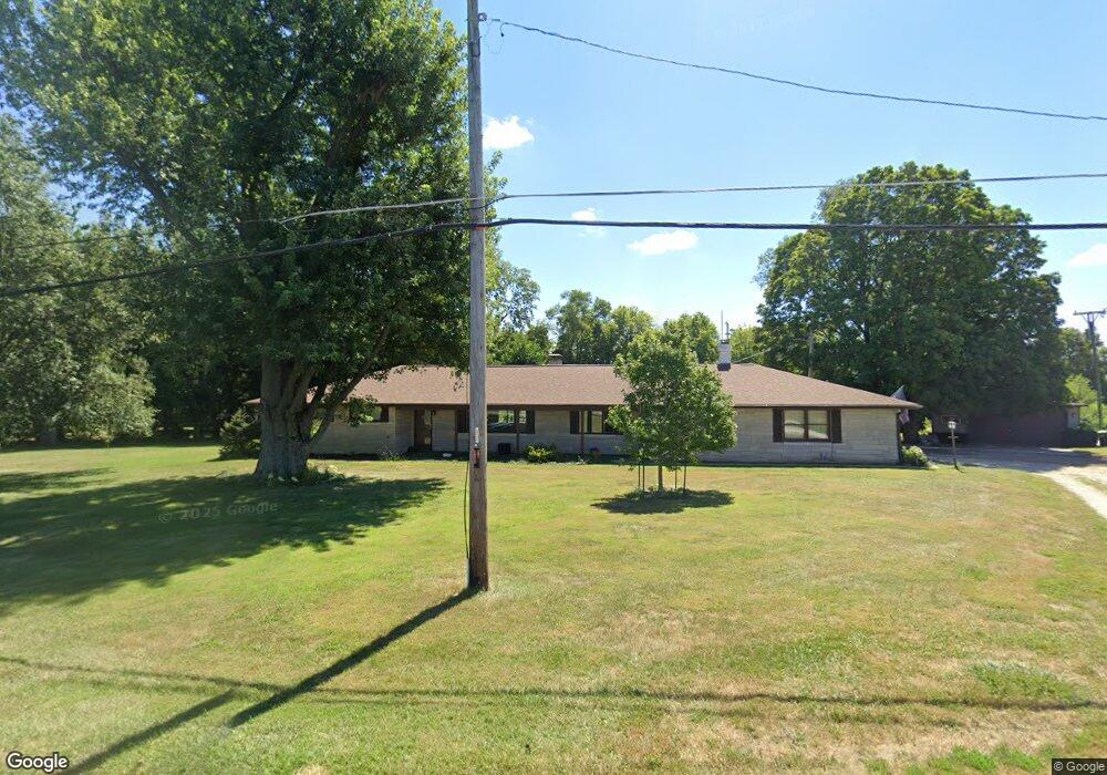 2341 Mound Rd, Jacksonville, IL 62650 - photo 1