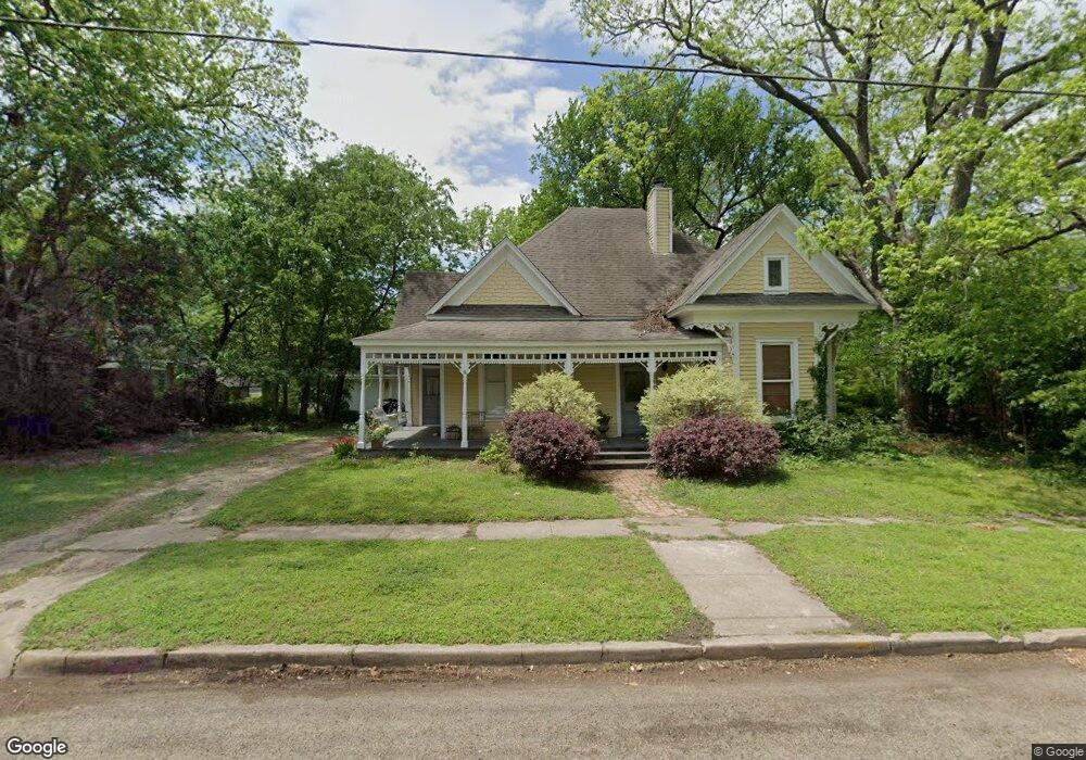 701 N Gaines St, Ennis, TX 75119 - photo 1