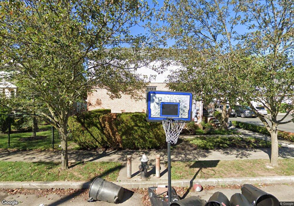 574 Oder Ave, Staten Island, NY 10304 - photo 1