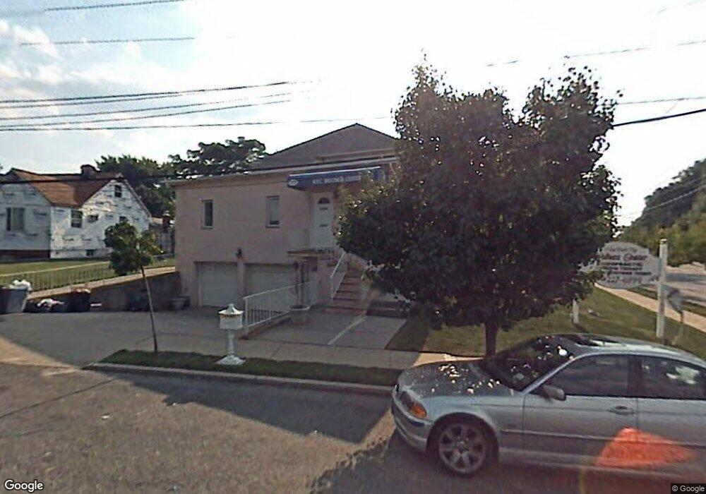4870 Hylan Blvd unit A, Staten Island, NY 10312 - photo 1