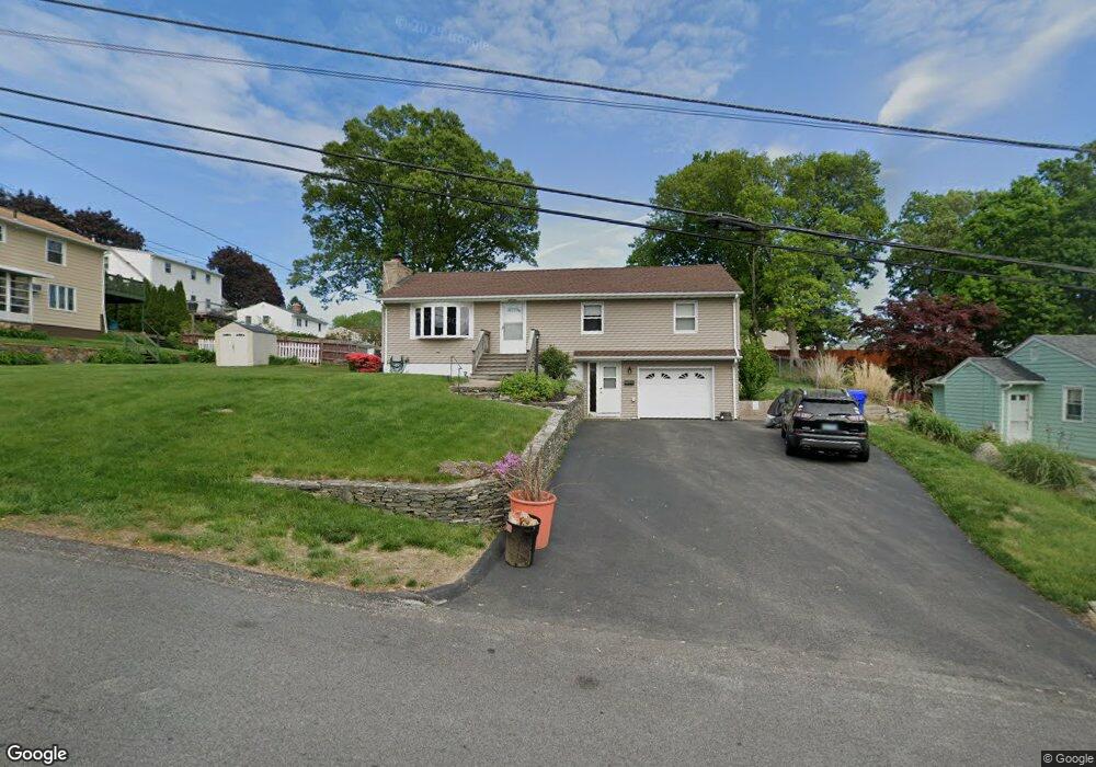 39 Grandview Dr, West Warwick, RI 02893 - photo 1