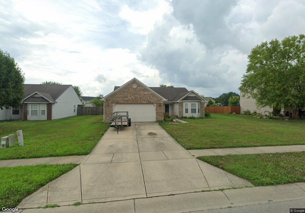 995 Franklin Lakes Blvd, Franklin, IN 46131 - photo 1