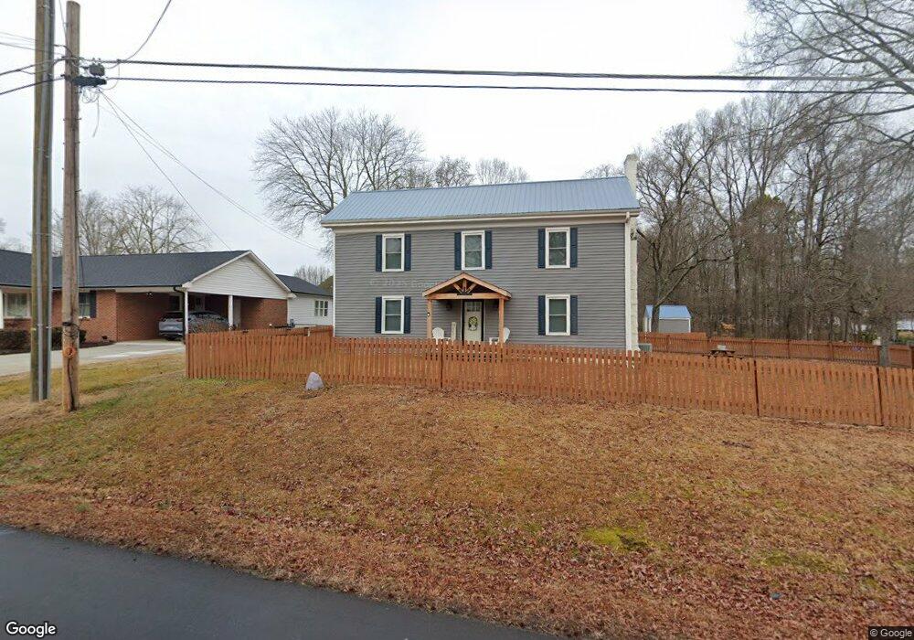 610 Cherry St, Oxford, NC 27565 - photo 1