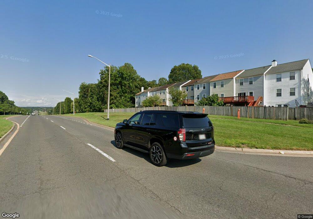 13924 Big Yankee Ln, Centreville, VA 20121 - photo 1