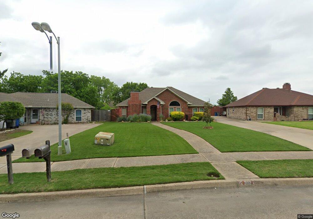 303 N Winding Oaks Dr, Wylie, TX 75098 - photo 1