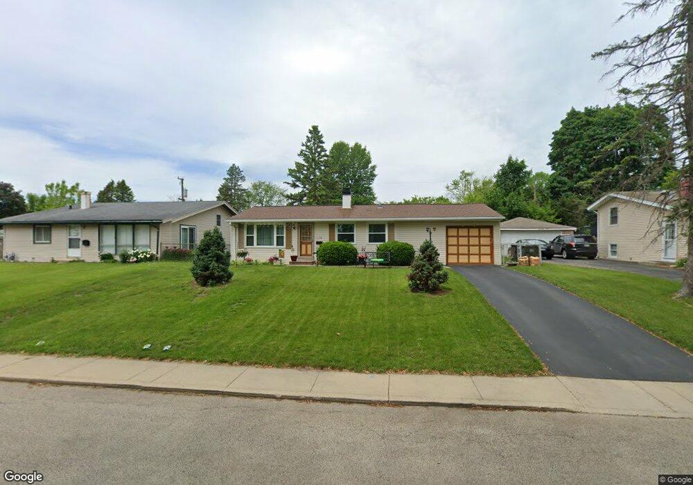 114 Cordova Rd, Carpentersville, IL 60110 - photo 1