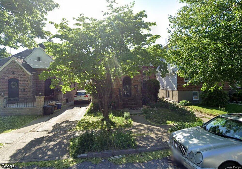 2608 166th St, Flushing, NY 11358 - photo 1