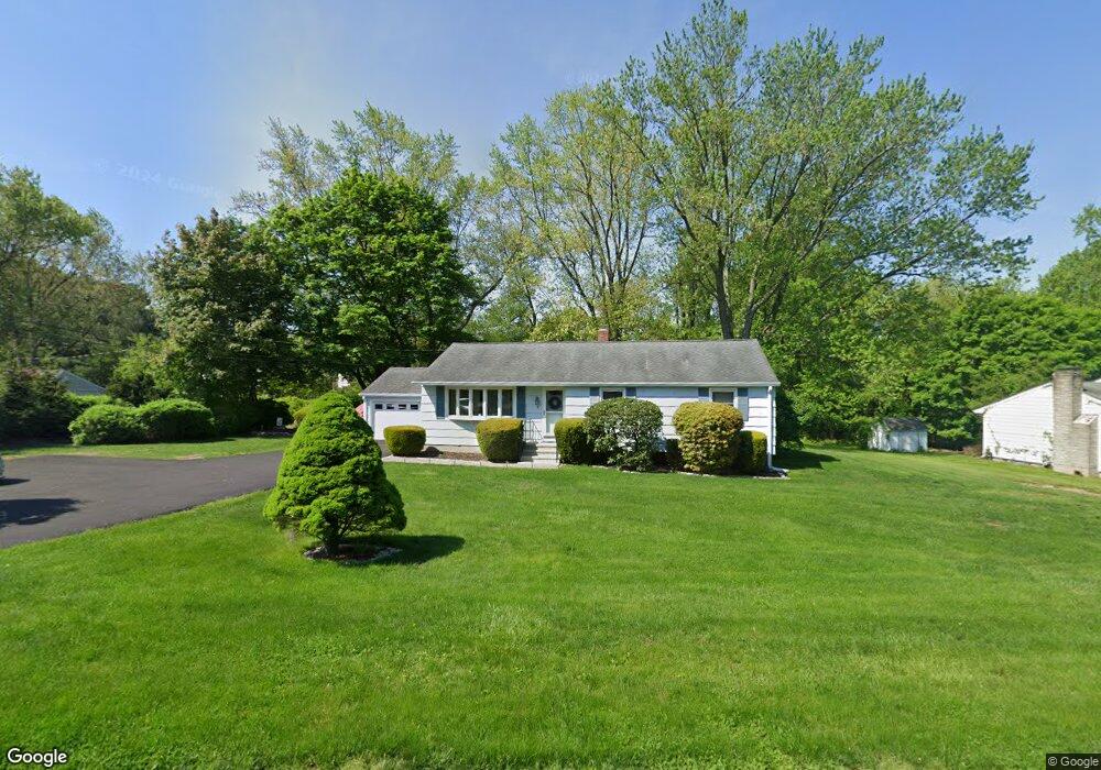5 Nokomis Dr, Trumbull, CT 06611 - photo 1