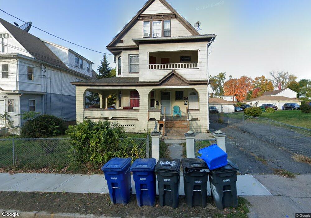 463 Edgewood St unit 465, Hartford, CT 06112 - photo 1