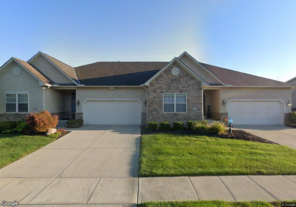6216 Marias Point Ln, Columbus, OH 43213 - photo 1