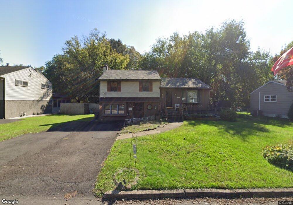 144 Miller Dr, Southampton, PA 18966 - photo 1