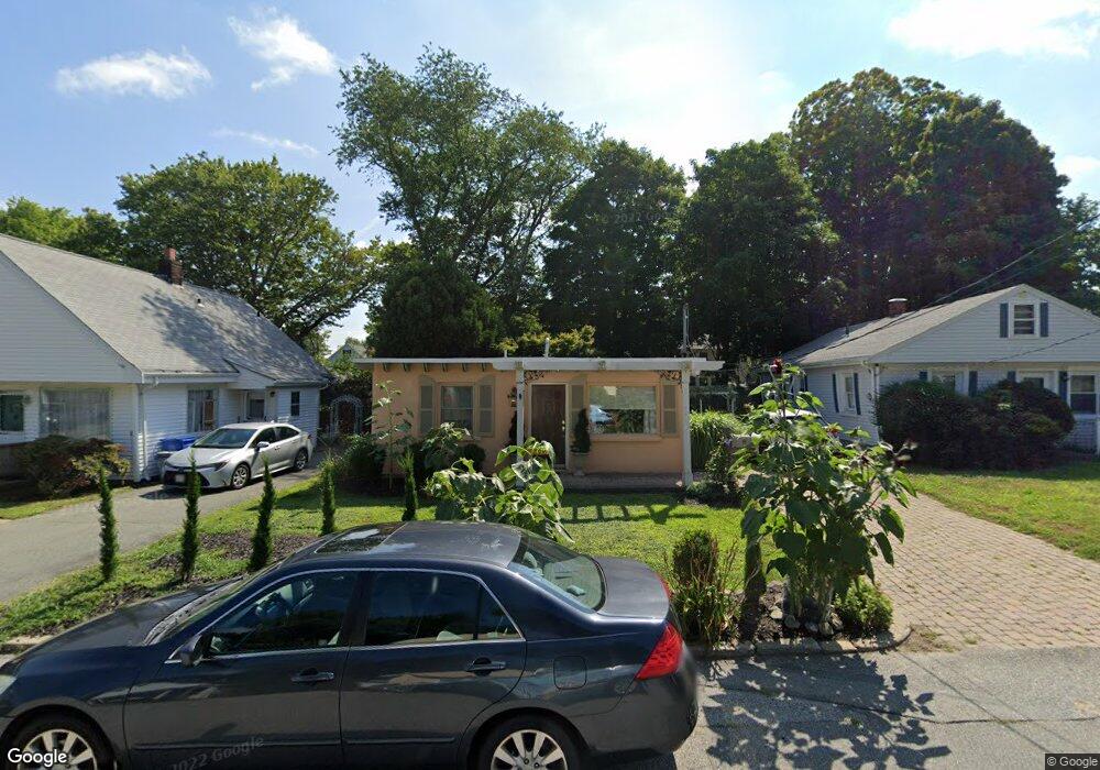 33 Mokema Ave unit 1, Waltham, MA 02451 - photo 1