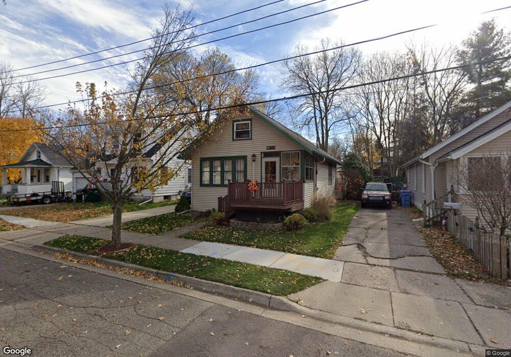 816 Riley St, Lansing, MI 48910 - photo 1